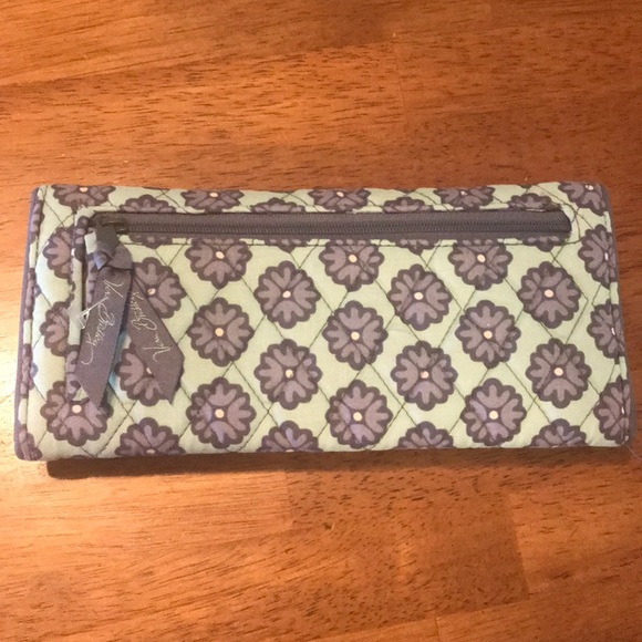 Vera Bradley wallet - Picture 3 of 3